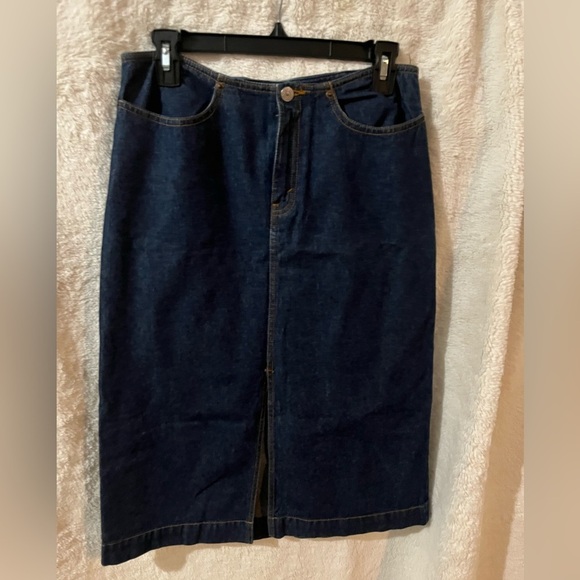 Levi's Dresses & Skirts - Y2K Levi’s denim skirt, size 5, midi-length circa 2001